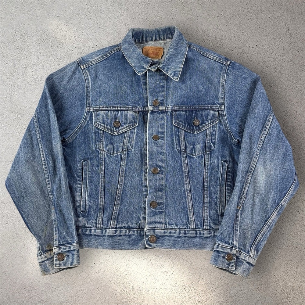 Gap Pioneer Denim Trucker Jacket Sz 40 Medium Blue Vintage Distressed USA Type 3